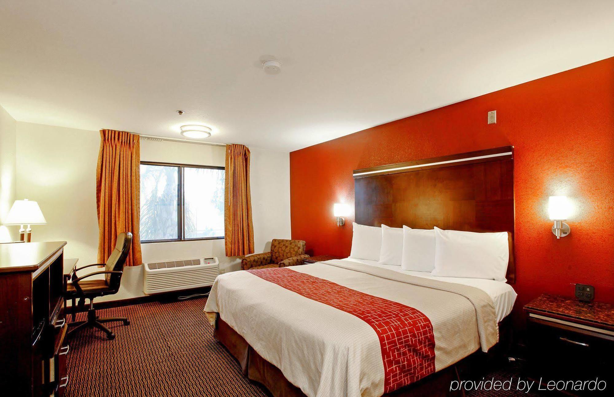Ontario Airport Executive Inn Extérieur photo