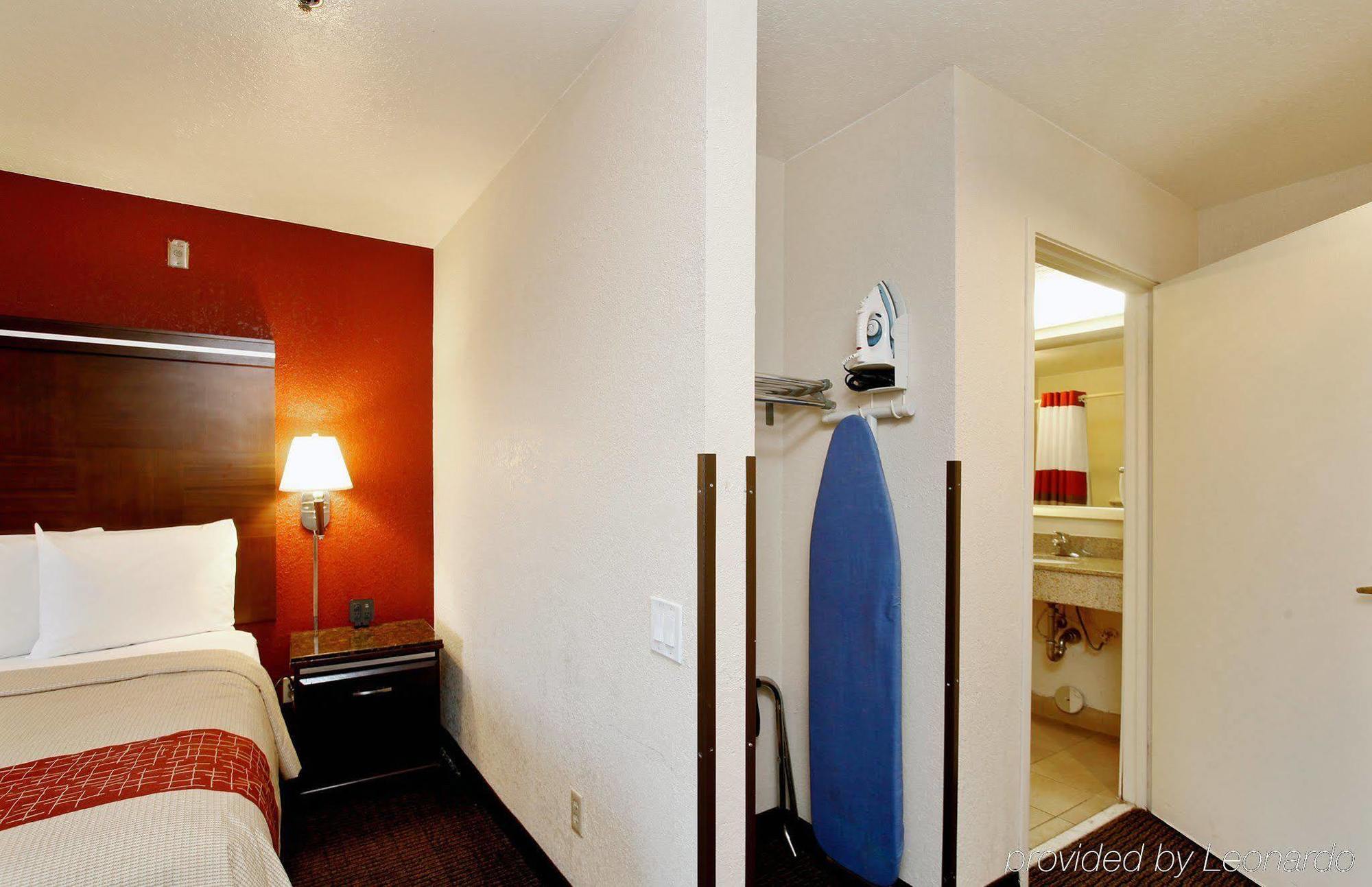Ontario Airport Executive Inn Extérieur photo